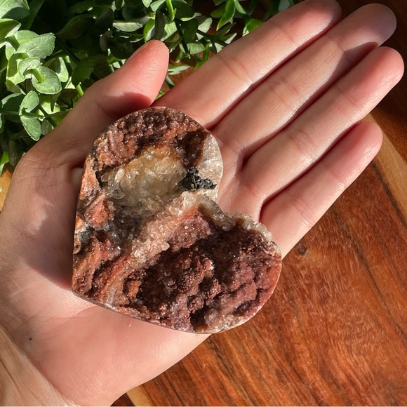 Druzy Chalcedony Crystal Heart - Picture 10 of 14
